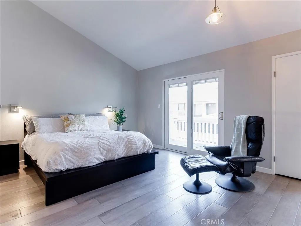 2298 Rose Avenue 110, Signal Hill, California 90755 home-pic-15